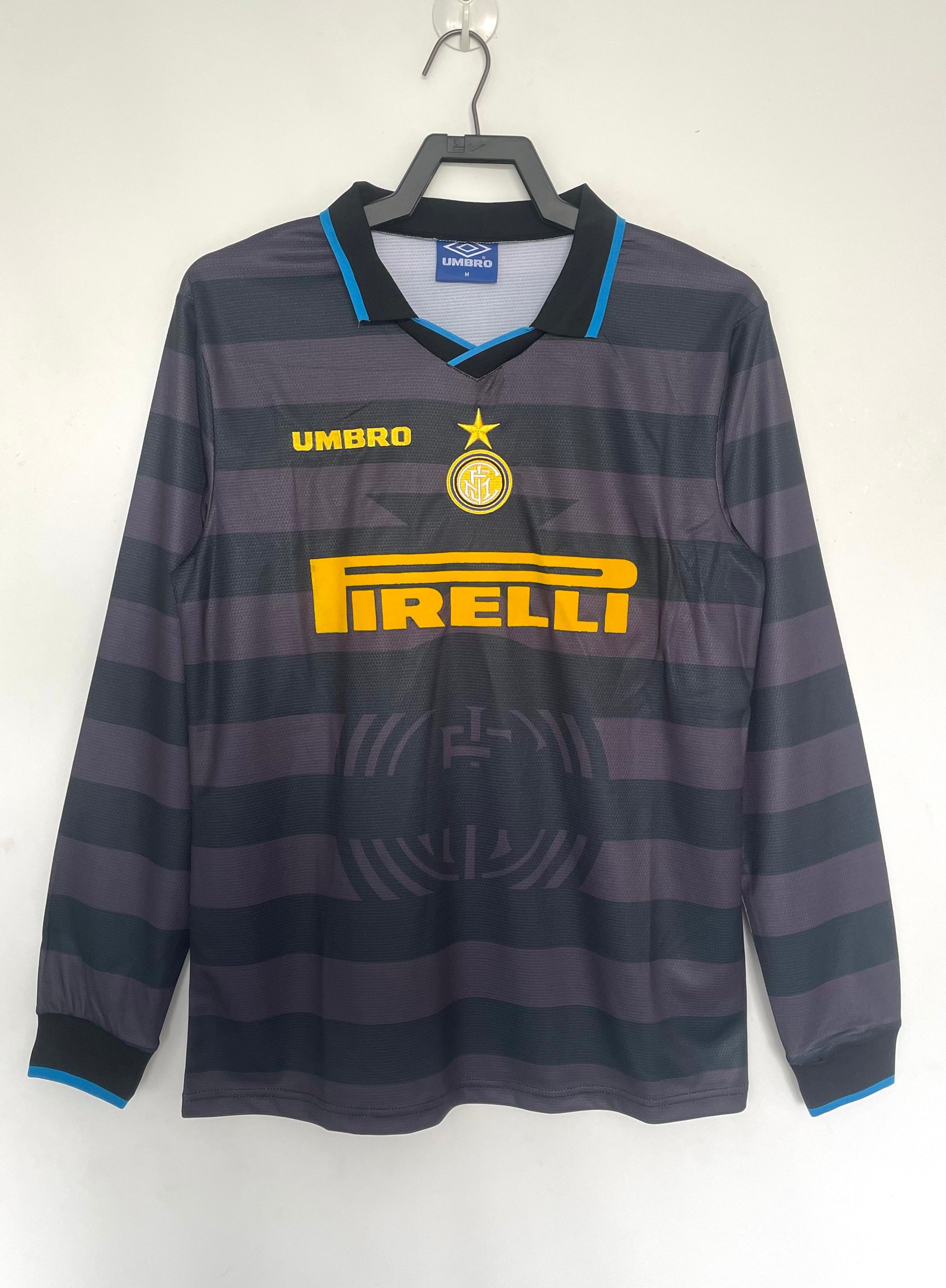 camiseta retro Inter de Milan temporada 1998/1999