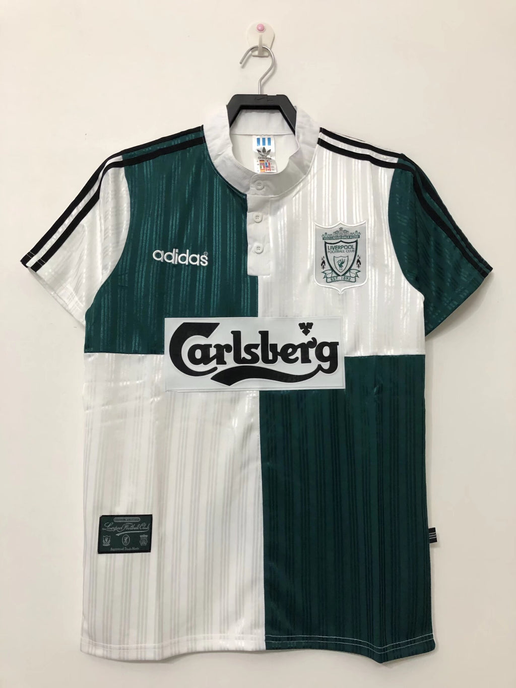 Camiseta retro del Liverpool temporada 95/96