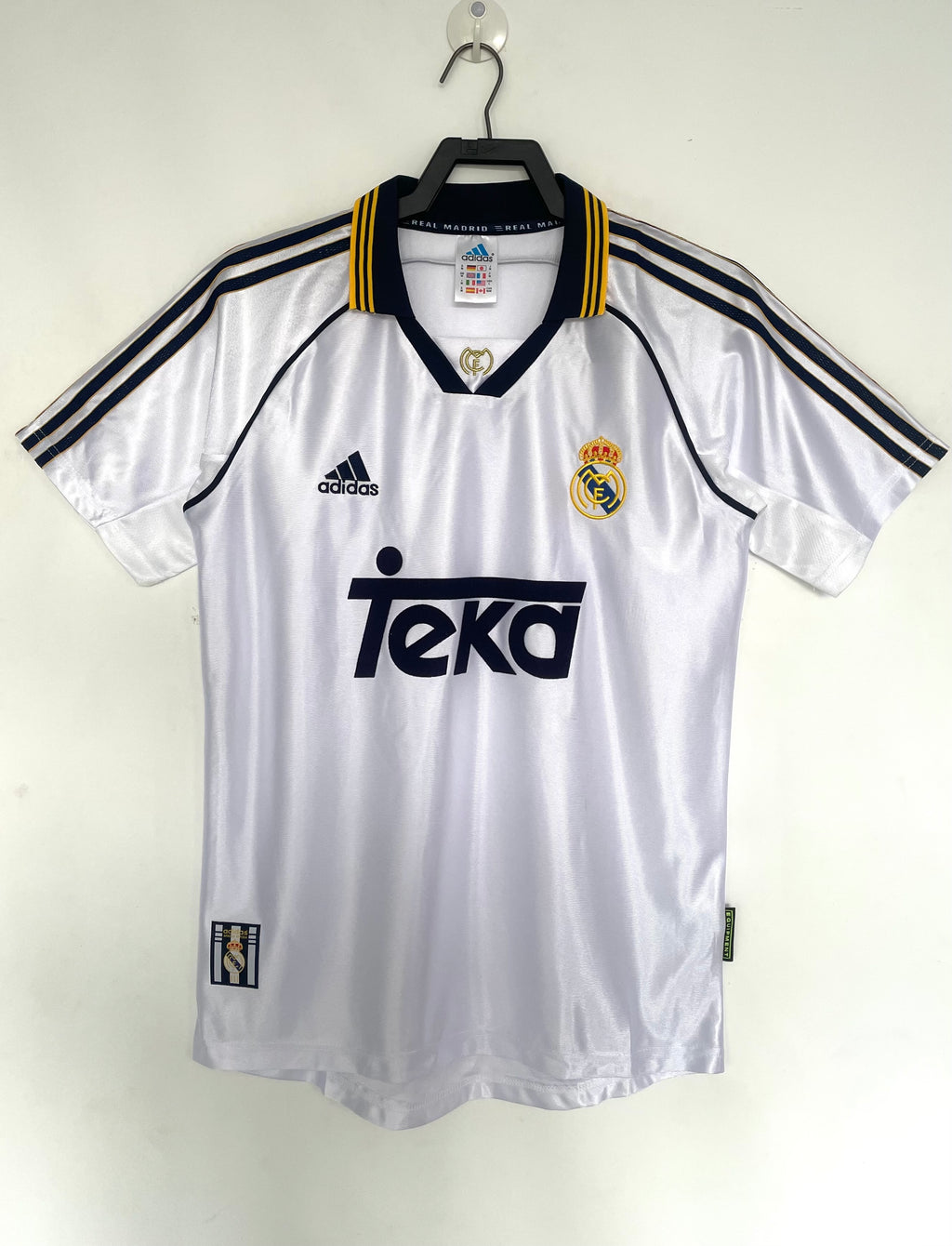 Camiseta retro Real Madrid temporada 98/99